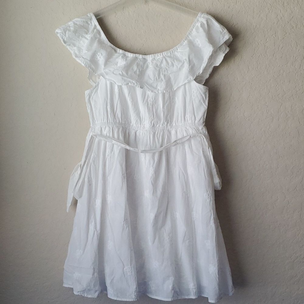 Torrid White Fit & Flare Dress Size 2X Floral Embroidered Pockets Belt - Picture 6 of 8